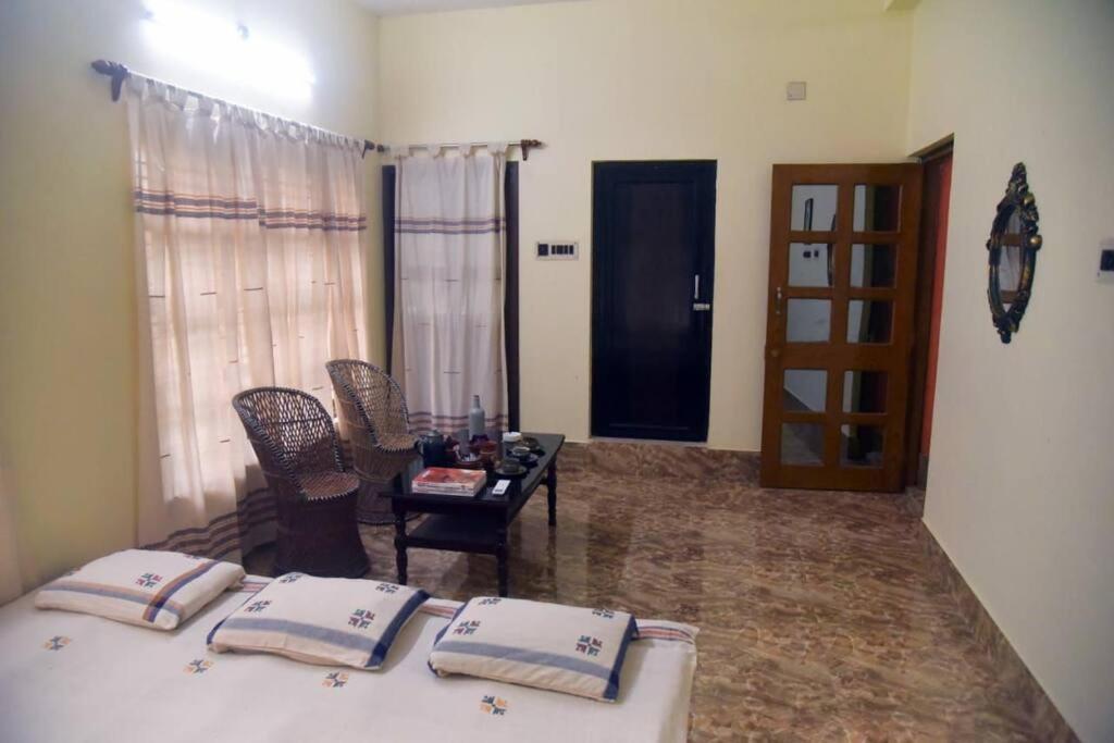 Villa Abode Of Peace Bolpur Exterior foto